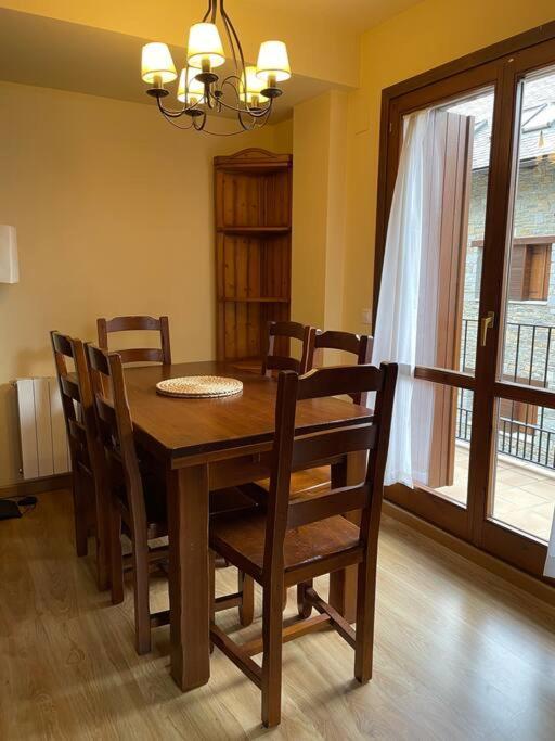 Apartamento Duplex En Benasque Anciles Exteriér fotografie